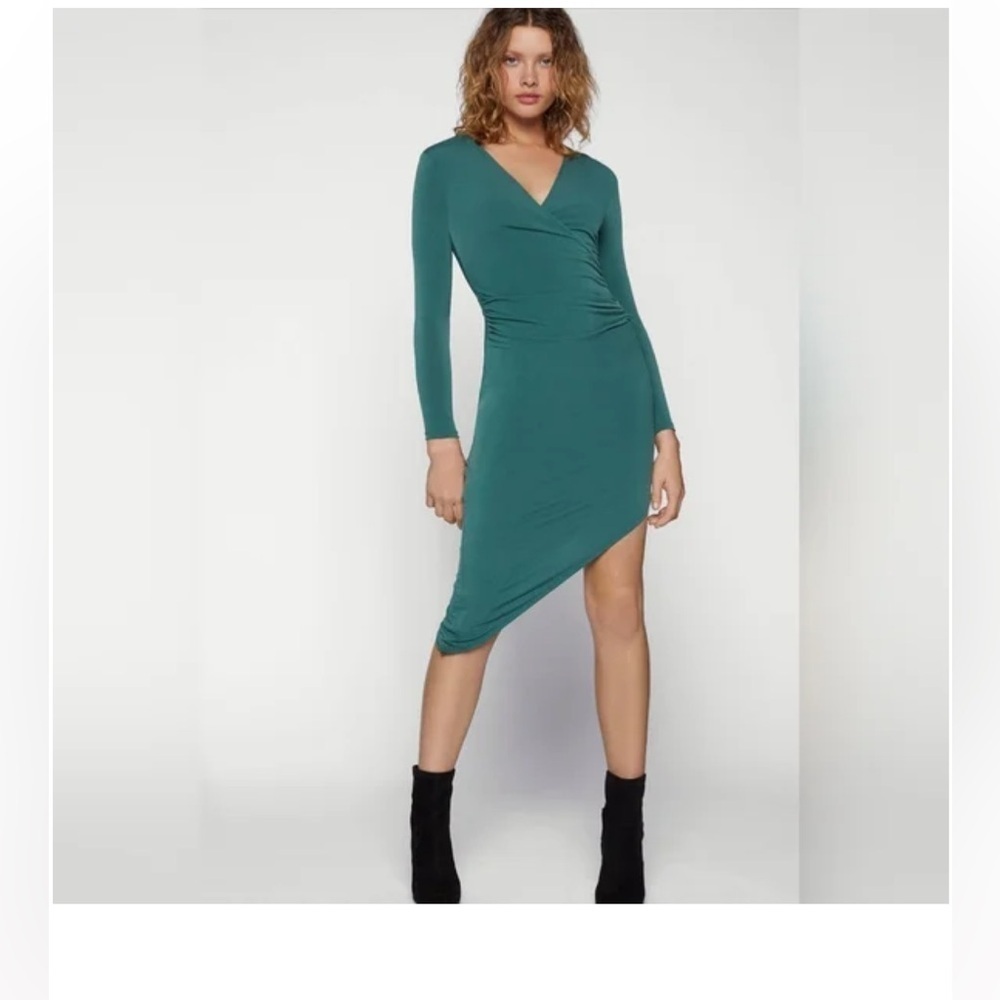NWT BCBGeneration dress size small